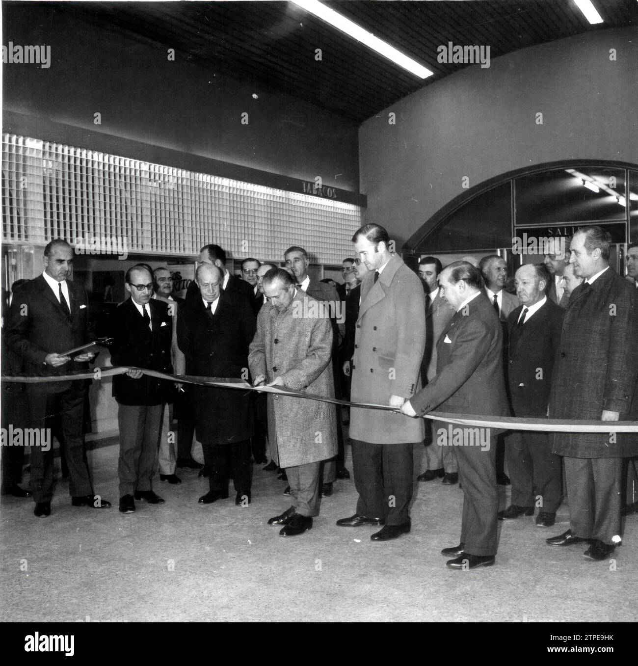 01/30/1969. Inauguration of the new lobby of the Recoletos stop, built by the Ministry of Public Works for Renfe Services, by the mayor of Madrid, Mr. Carlos Arias Navarro, accompanied by the general director of Land Transport, Mr. Santiago Cruylles, and the vice president of the board of directors of Renfe, Mr. Alfredo Moreno, among other personalities. Credit: Album / Archivo ABC / Manuel Sanz Bermejo Stock Photo