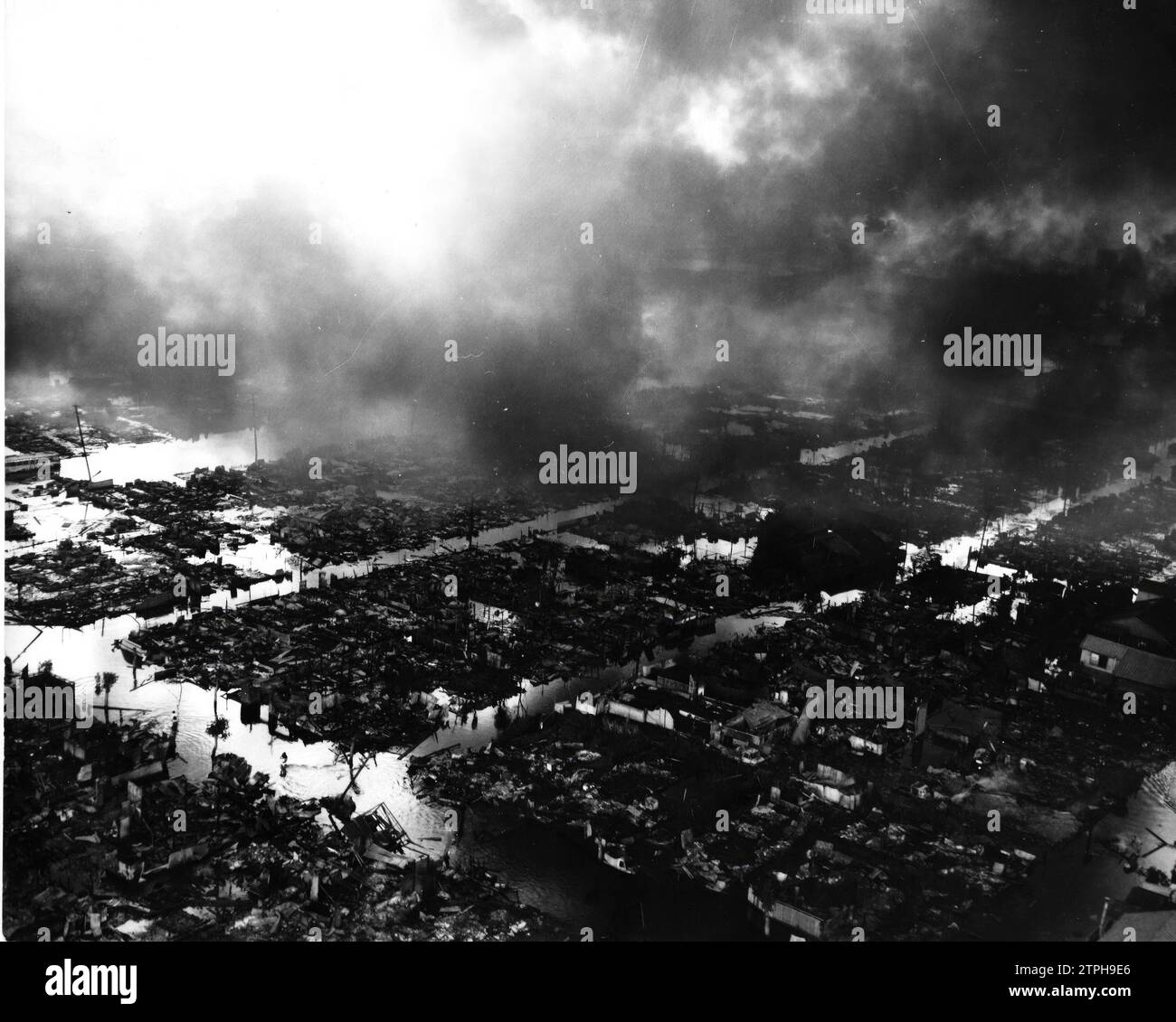 05/31/1964. An Aerial View of the City of Niigata Floating on the Waters of the Shinano River. Credit: Album / Archivo ABC / Torremocha Stock Photo