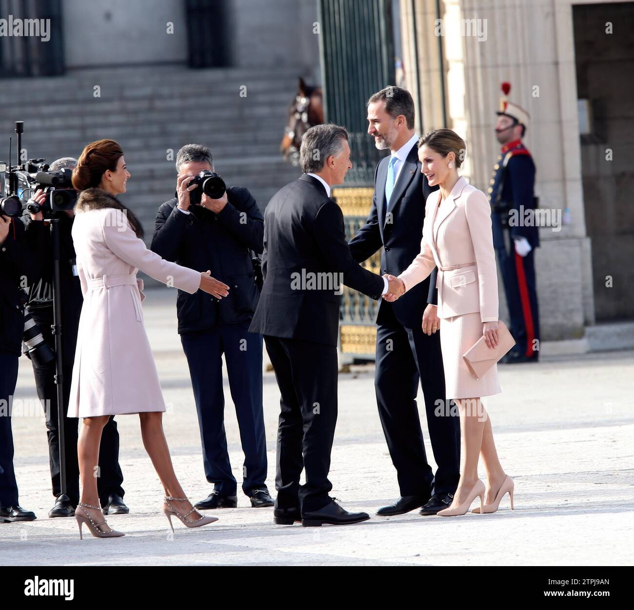 Madrid, 02/22/2017. Official visit of the president of Agentina Mauricio Macri. The president and his wife are received by His Majesty. the Kings in the Royal Palace. Photo: Ernesto Agudo. ARCHDC. Credit: Album / Archivo ABC / Ernesto Agudo Stock Photo