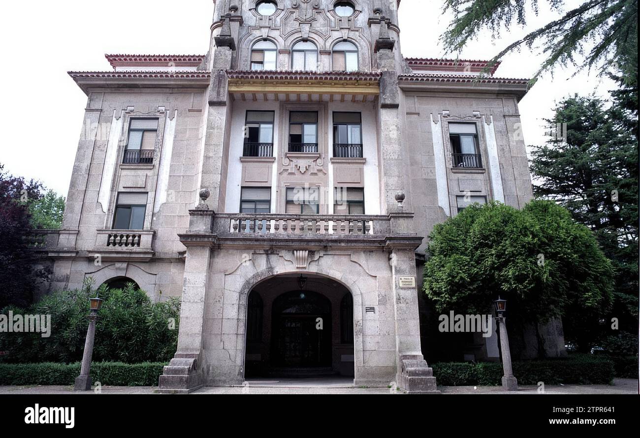08/07/1998. Facade of the Fonseca high school. Credit: Album / Archivo ABC / Antón García Stock Photo