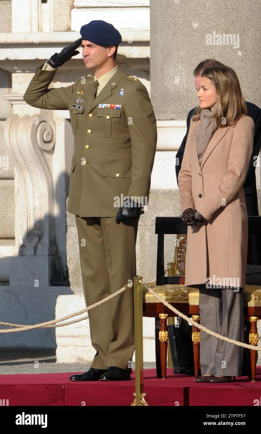 madrid,7-12-2011.-ss.aa.rr the princes of asturias during the changing of the guard ceremony at the royal palace,-photo ernesto acute.archdc. Credit: Album / Archivo ABC / Ernesto Agudo Stock Photo
