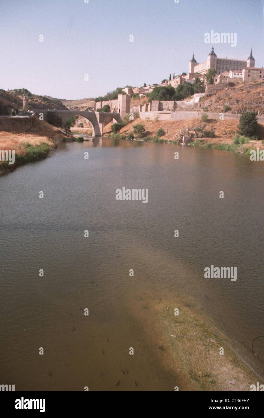 Toledo 08/11//2000 Tajo River passes through Toledo with Alcantara