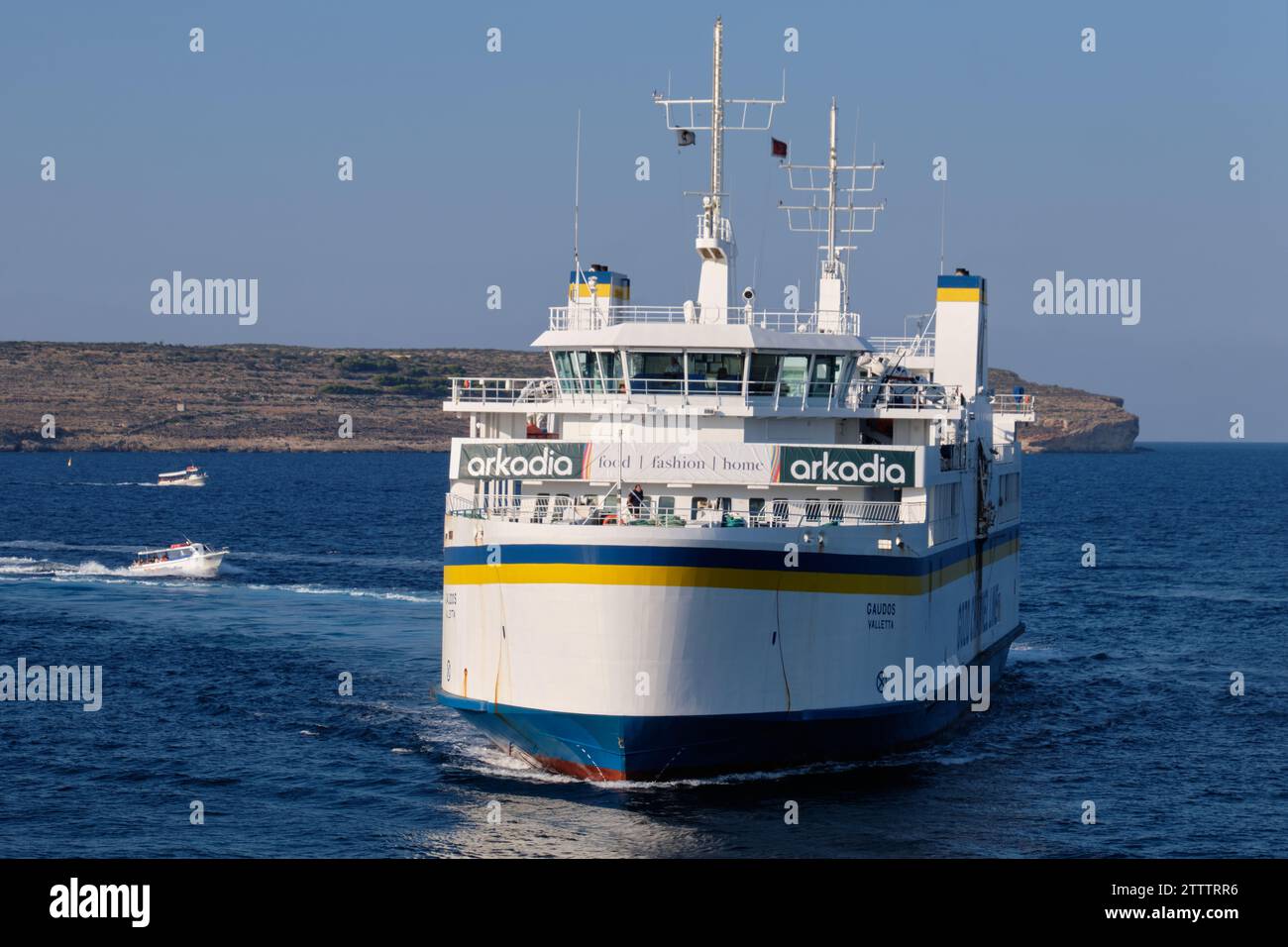 A ferry arrives from Mgarr - Cirkewwa, Malta Stock Photo
