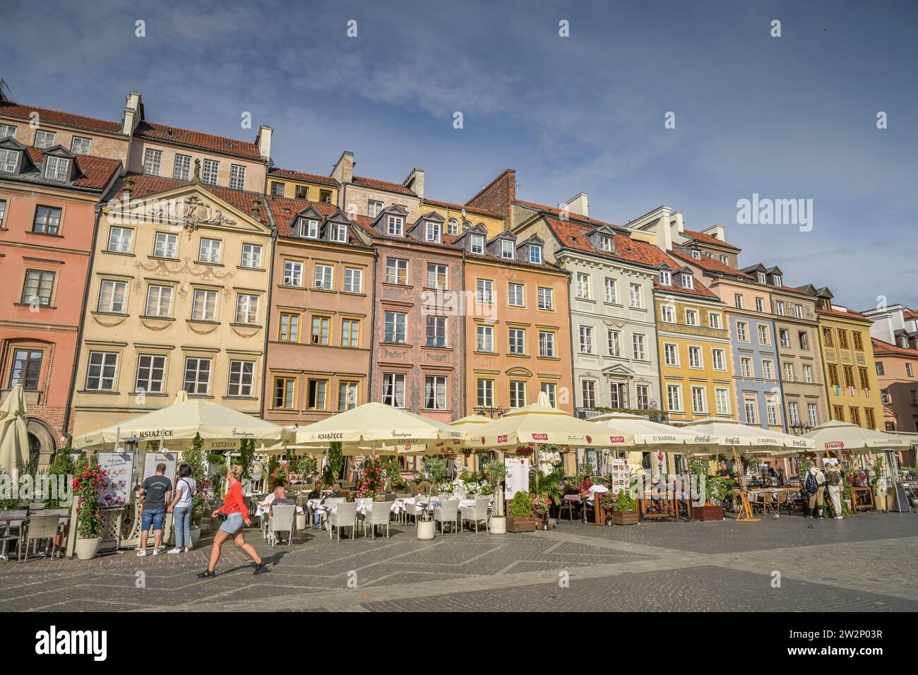 Touristen, Restaurants, Altbauten, Altstadtmarkt Rynek Starego Miasta