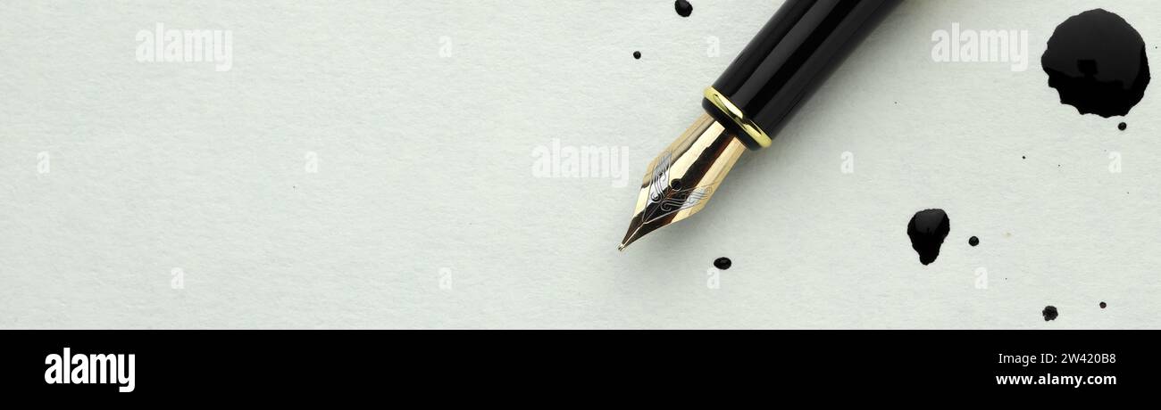 Fountain pen paper above hi-res stock photography and images - Alamy