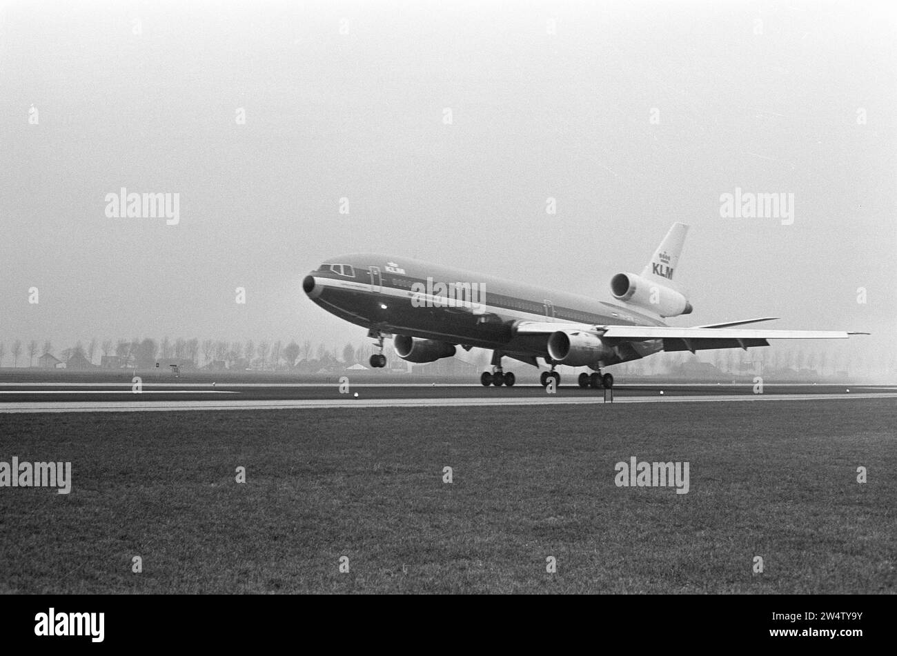 1970s schiphol airport hires stock photography and images Alamy