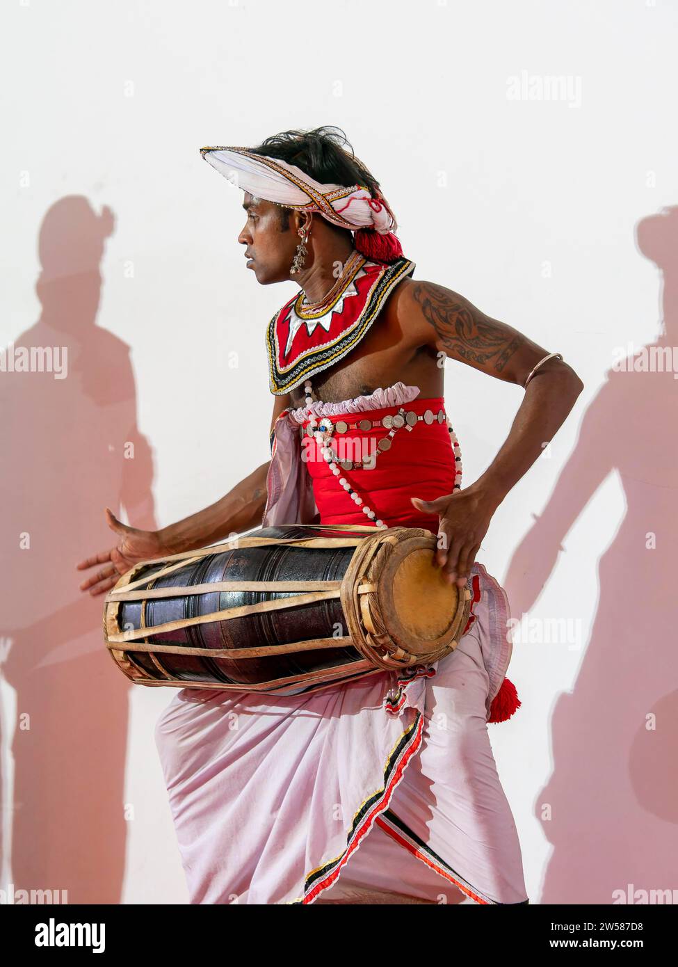 Dancers and drummers, Oak-Ray dance, Sri Lanka Stock Photo