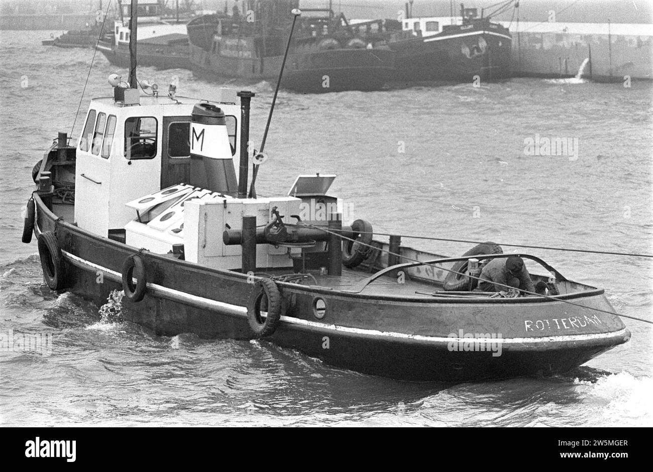 22 tugboat hires stock photography and images Alamy