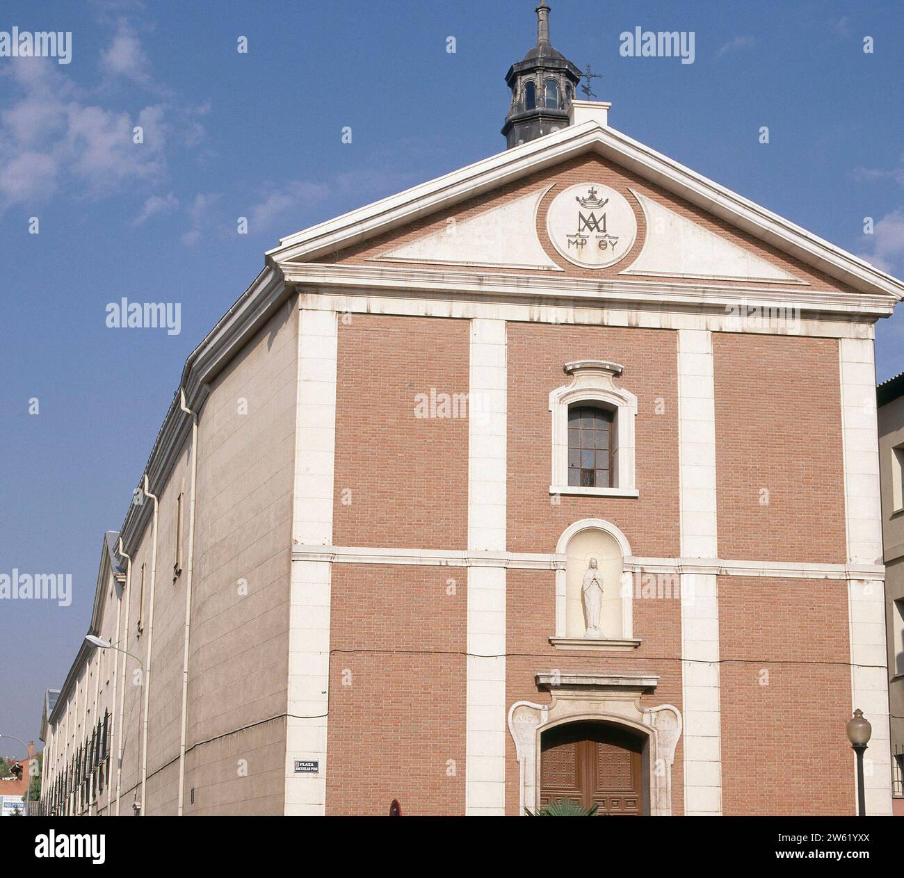 IGLESIA DE LAS ESCUELAS PIAS - FINALIZADA EN 1772. Author: GABRIEL ...