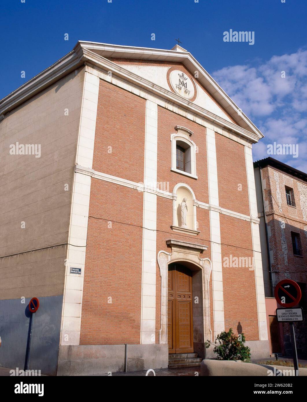 Iglesia de los escolapios hi-res stock photography and images - Alamy