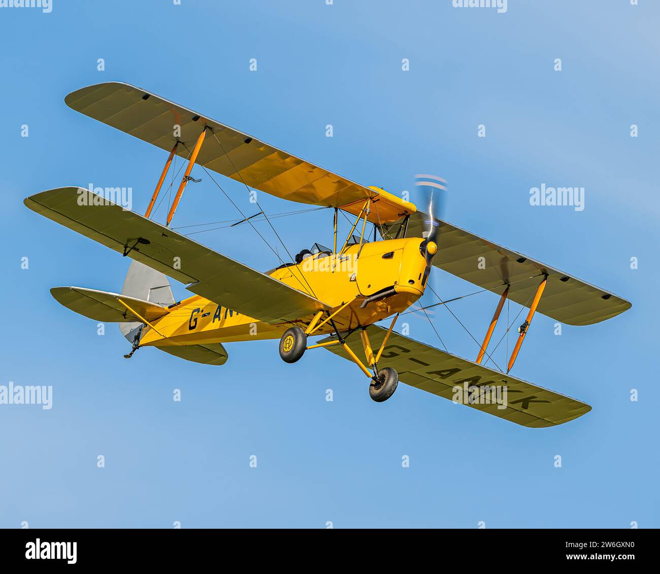 De havilland tiger moth training hi-res stock photography De havilland tiger moth training hi-res stock photography