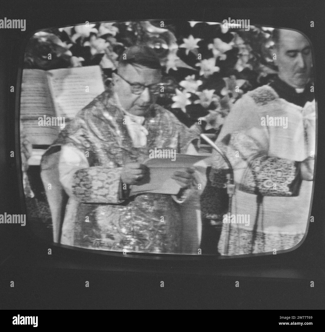 Wedding Princess Irene and Prince Hugo Charles in Rome from television, Giobbe ca. April 29, 1964 Stock Photo