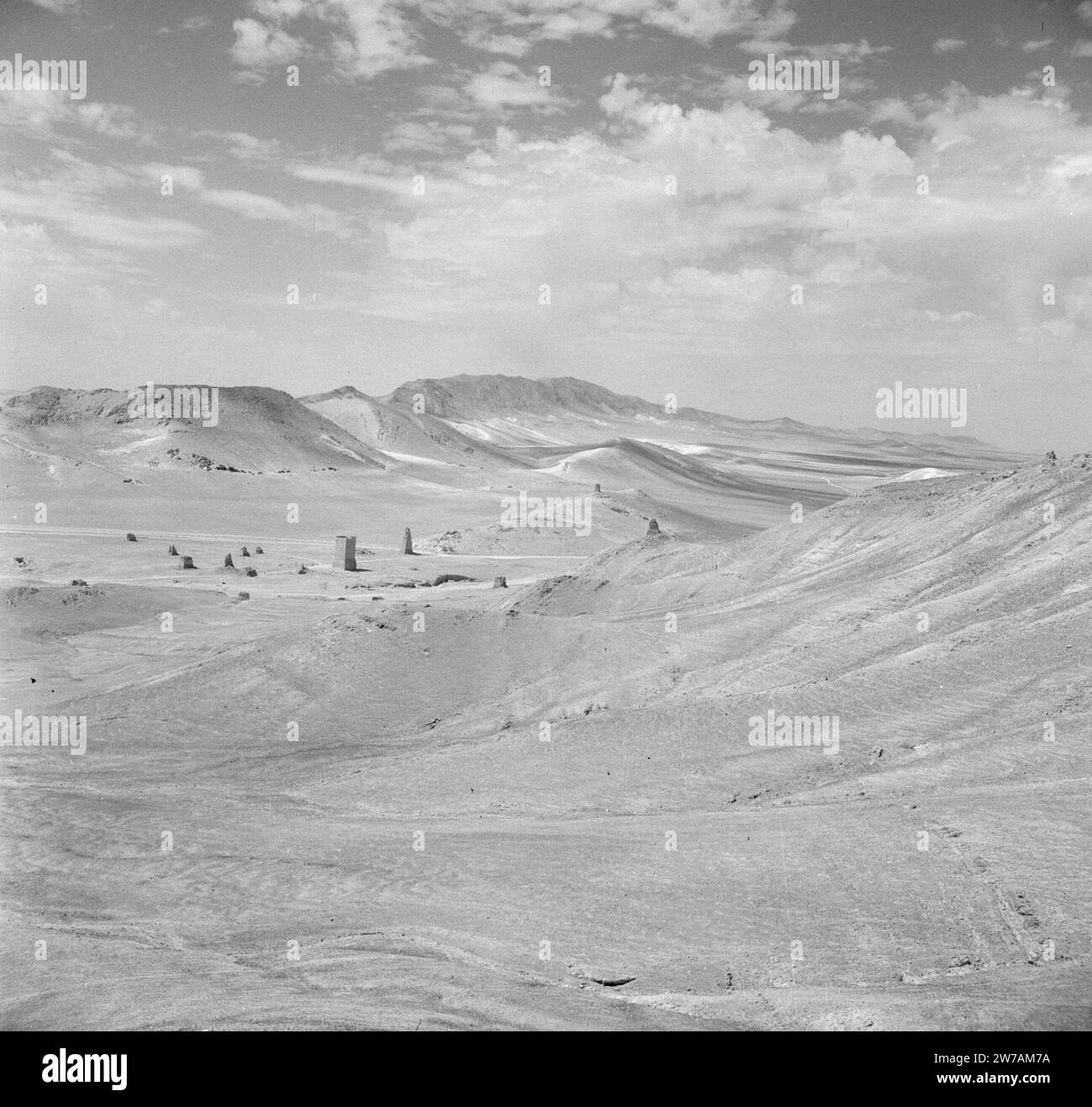 Plain plain and desert Black and White Stock Photos Images Alamy