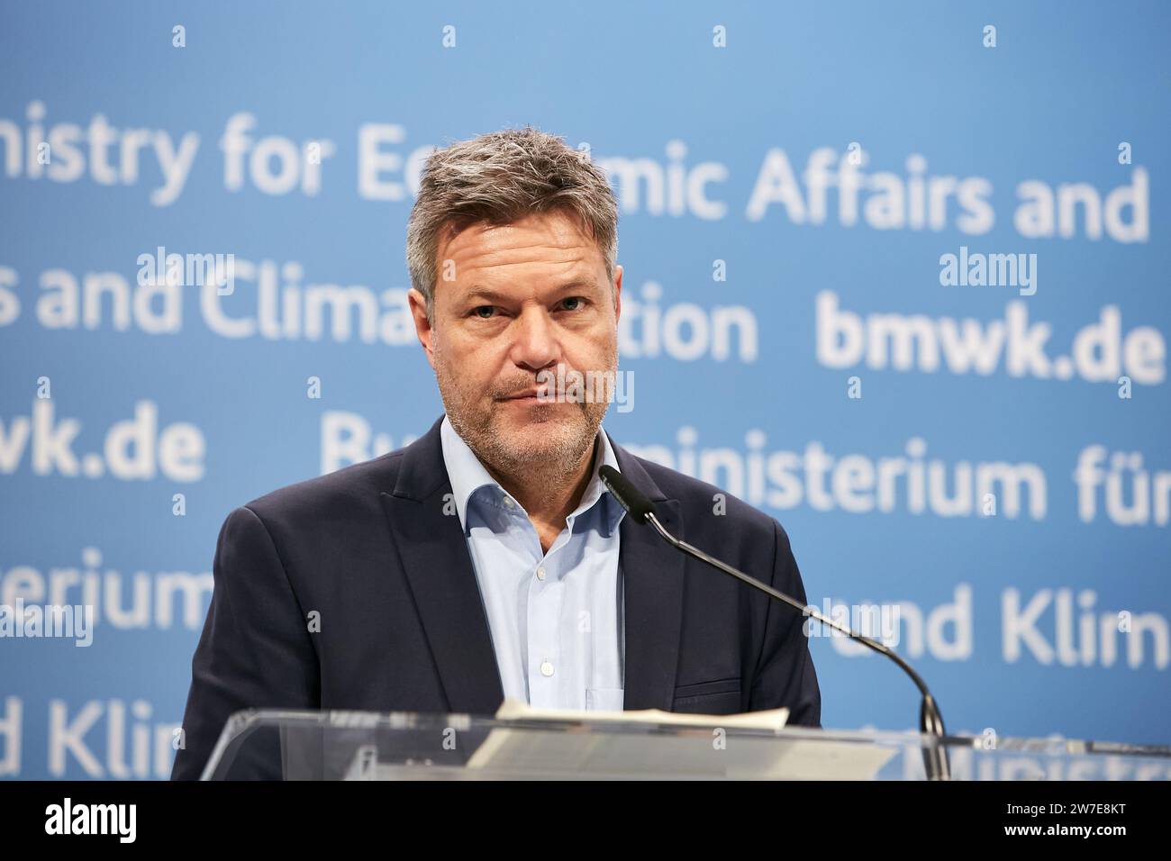 07.11.2023, Germany, Berlin, Berlin - Robert Habeck, Federal Minister of Economics, at the press conference on the reduction of bureaucracy in reporti Stock Photo