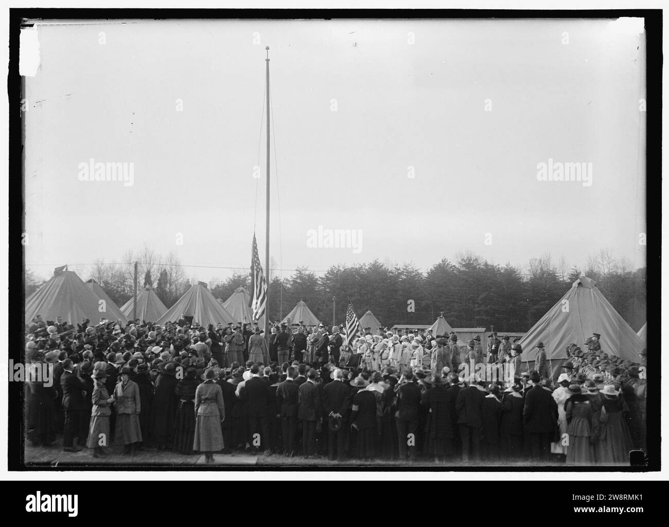 WOMAN'S NATIONAL SERVICE SCHOOL UNDER WOMAN'S SECTION, NAVY LEAGUE Stock Photo