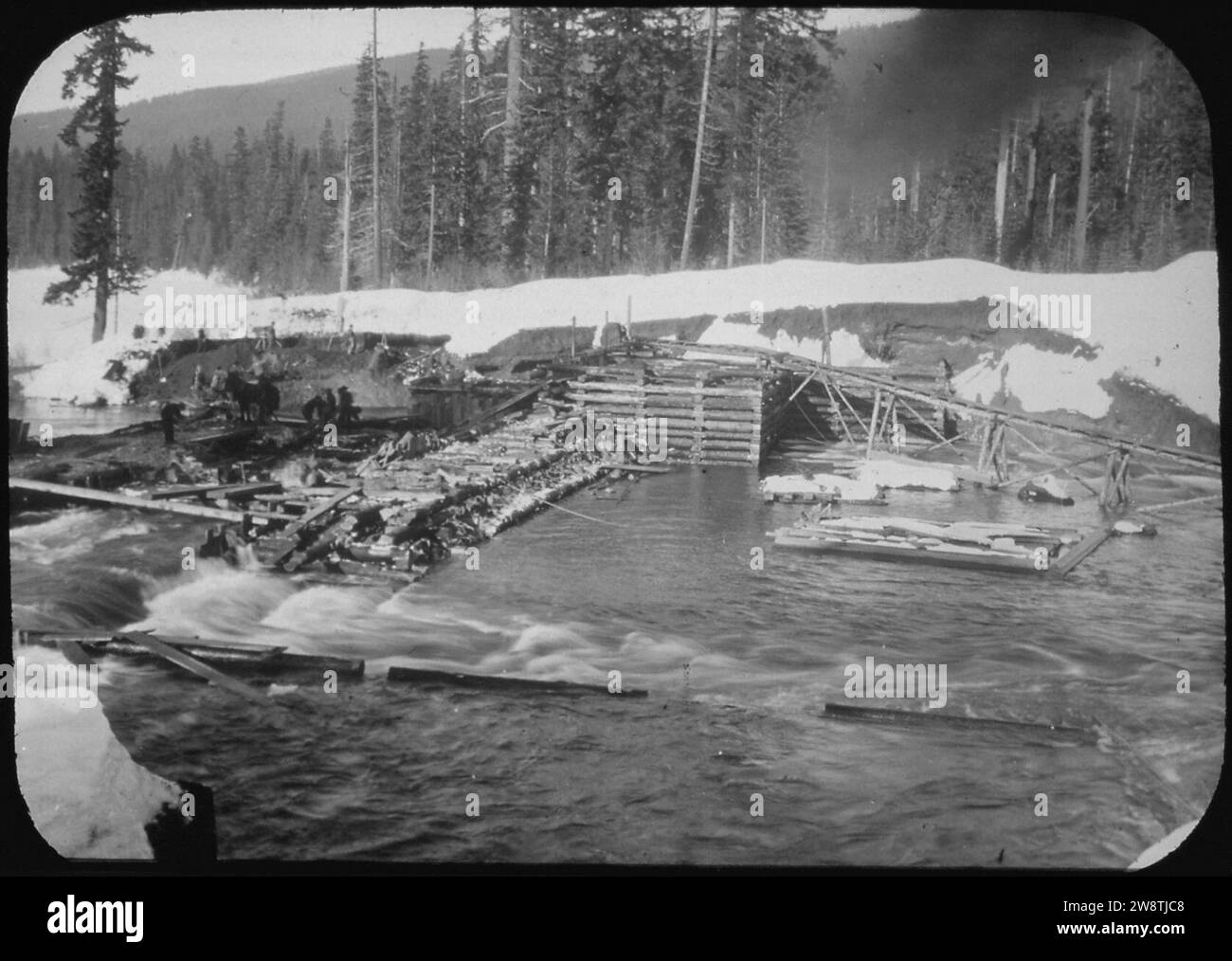 Yakima Project - Lake Keechelus Crib Dam - Abutment crib dam during freshet - Washington Stock Photo