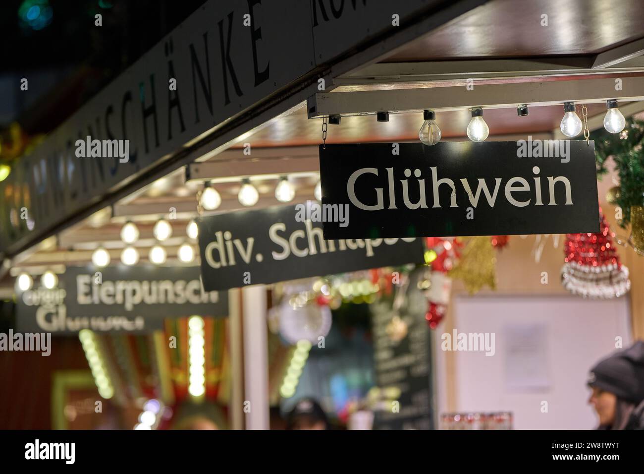  Koblenz, Germany. 20th Dec, 2023. The drinks on offer are posted at a Motiv 