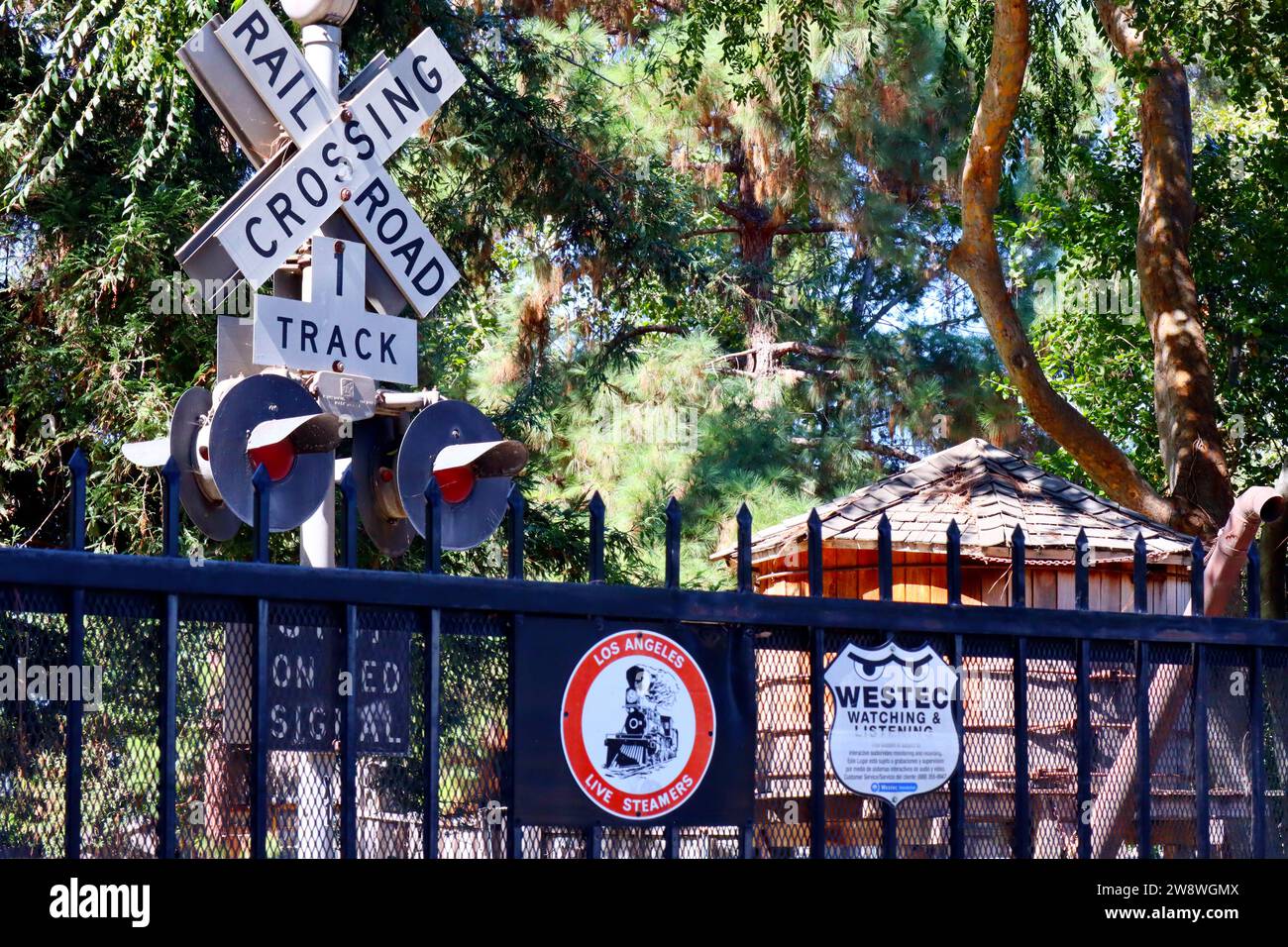 Los Angeles, California Los Angeles Live Steamers Railroad Museum, railroad history and scale
