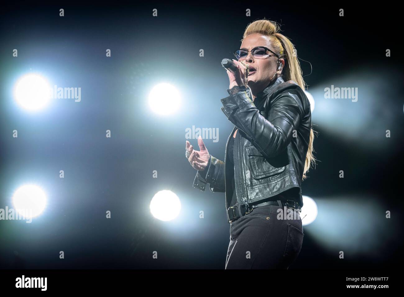 Anastacia - Night of the Proms, Olympiahalle, München 15.12.2023 *** Anastacia Night of the