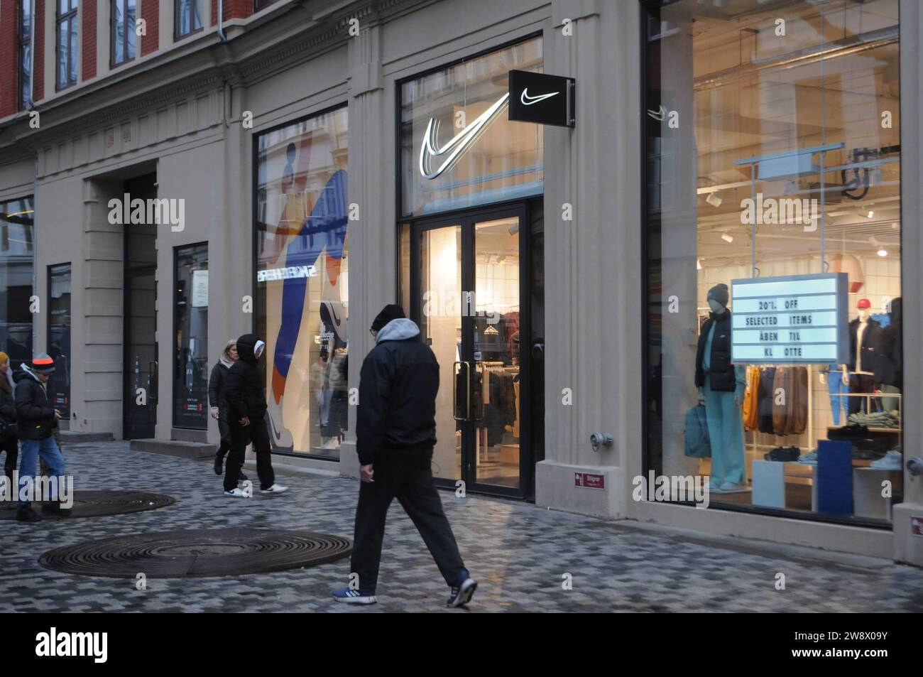 Nike store europe hi res stock photography and images Page 2 Alamy
