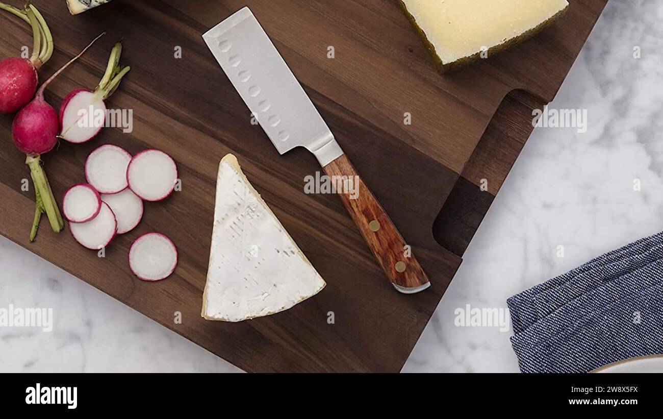 Italian Cheese Food Platter - Skillfully arranged sliced cheese blocks ...