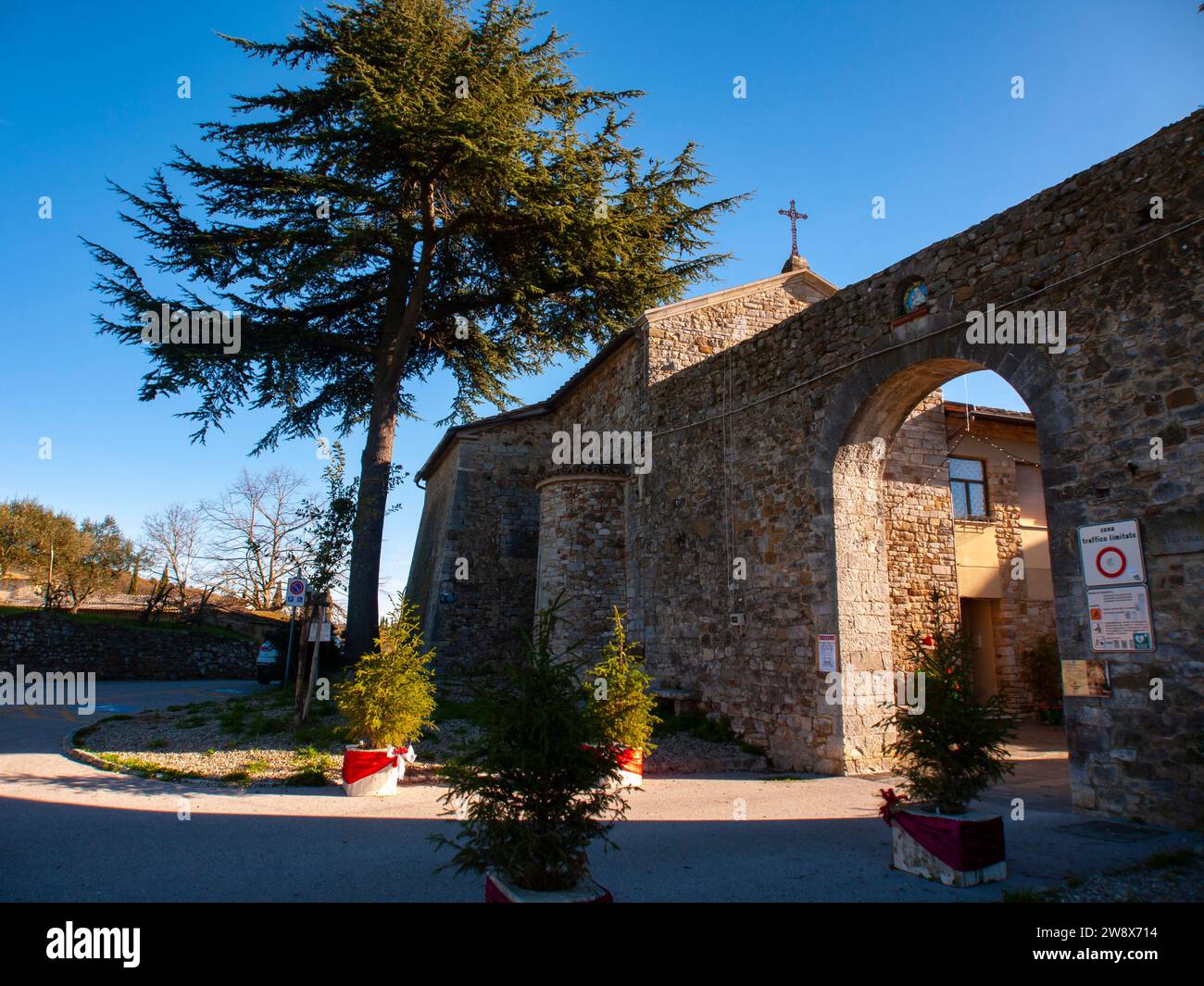 Italy, Tuscany, Siena district, the Chianti zone. The San Gusmè village. Stock Photo