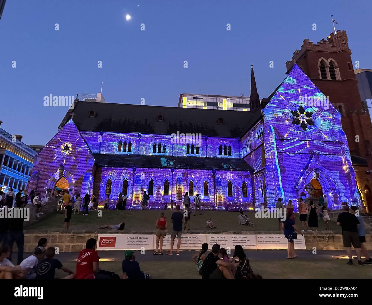 Weihnachtsbeleuchtung im sommerlichen Perth Gesellschaft, Australia