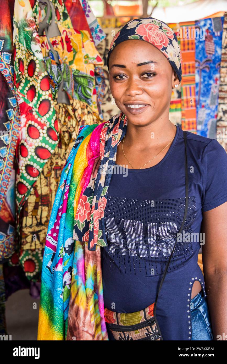 African fabrics hi-res stock photography and images - Alamy