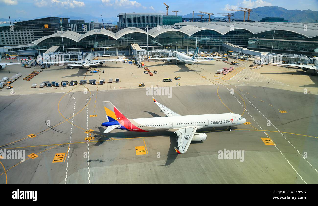 Asiana Airline Airbus A321-200 on operated at Hong Kong International Airport, Hong Kong. Stock Photo