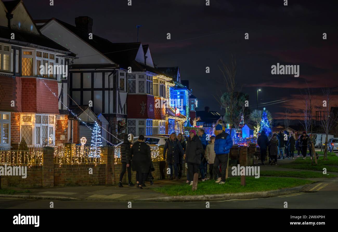 Lower Morden, Surrey, London, UK. 22nd Dec, 2023. Many residents of