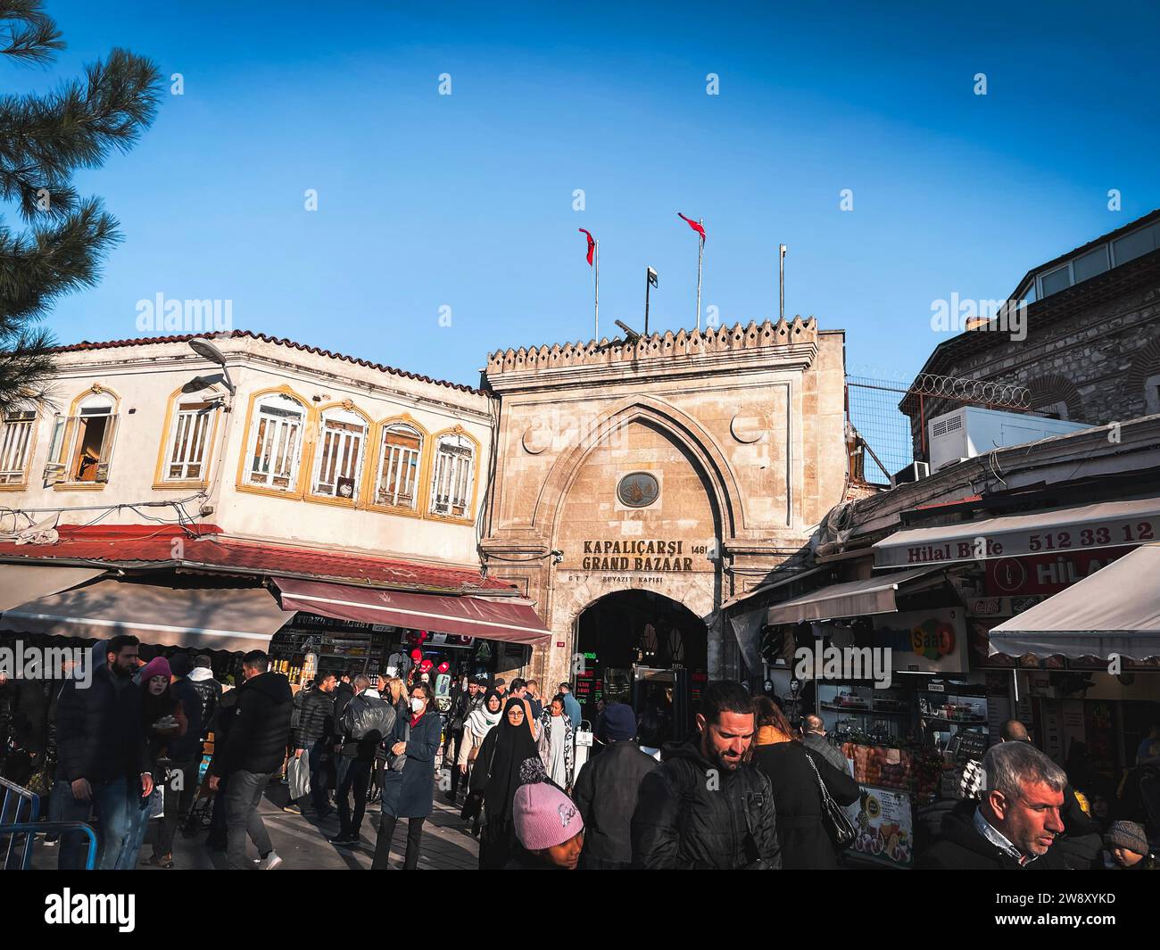 Istanbul, Turkiye - March 7, 2023: The Beyazit Gate of the Grand Bazaar, the oldest and largest shopping complex in the world, built in 1481. Stock Photo