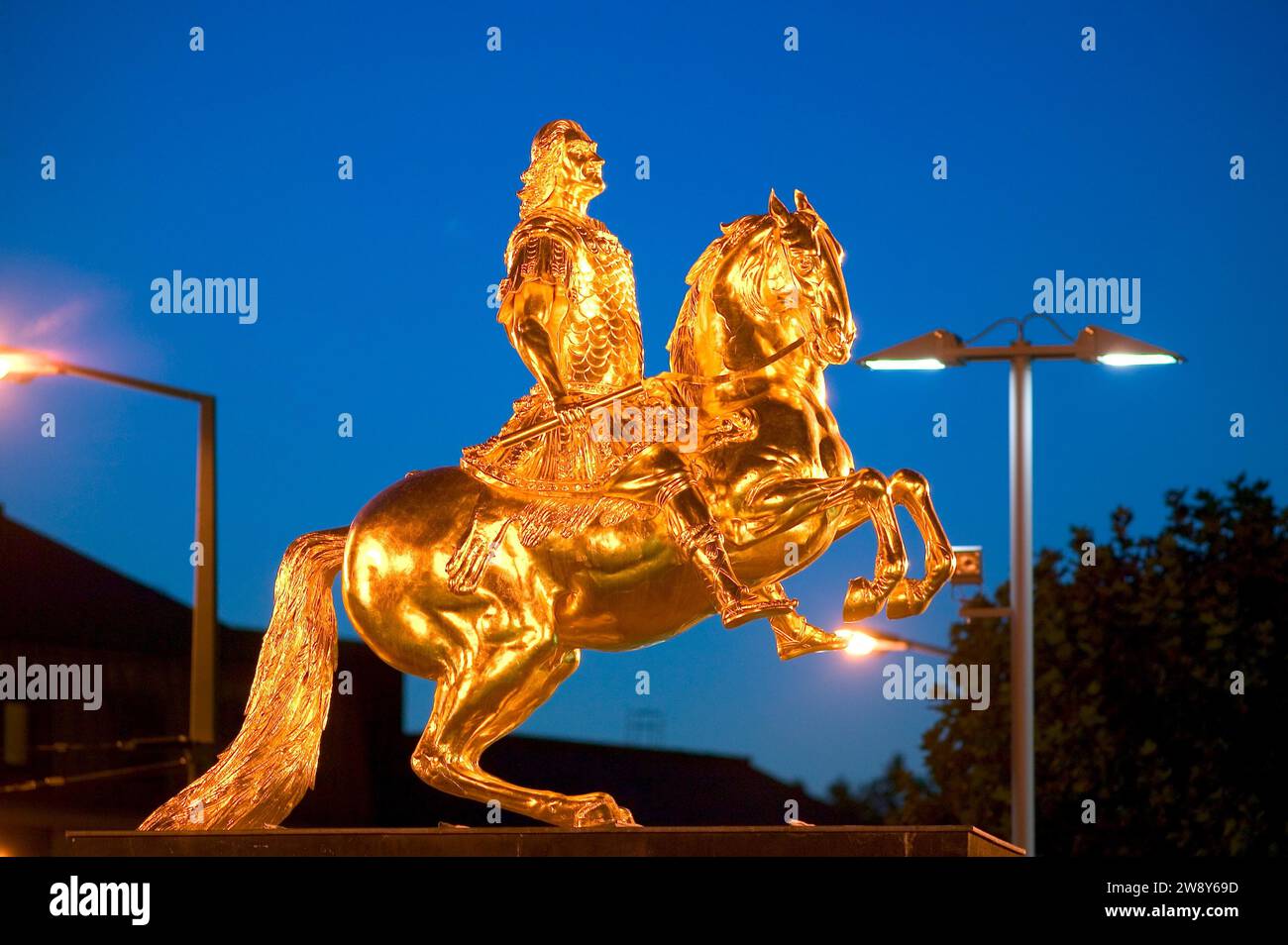 Golden rider statue of augustus ii the strong hi-res stock photography ...