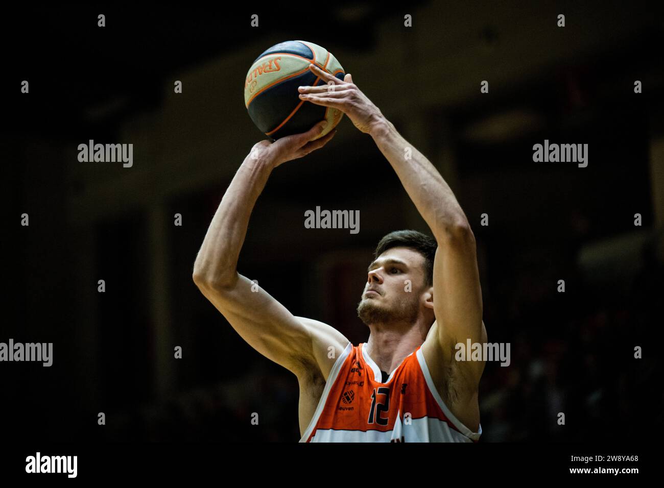 Hasselt, Belgium. 22nd Dec, 2023. Leuven's Thibaut Vanderhaegen