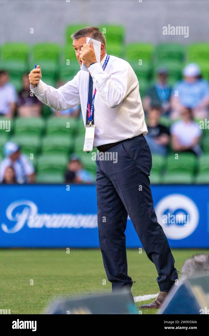 Melbourne, Australia. 23 December, 2023. Melbourne Victory FC Head Coach Jeff Hopkins shouts instructions to his team during the Liberty A-League Women’s match between Melbourne City FC and Melbourne Victory FC at AAMI Park in Melbourne, Australia. Credit: James Forrester/Alamy Live News Stock Photo