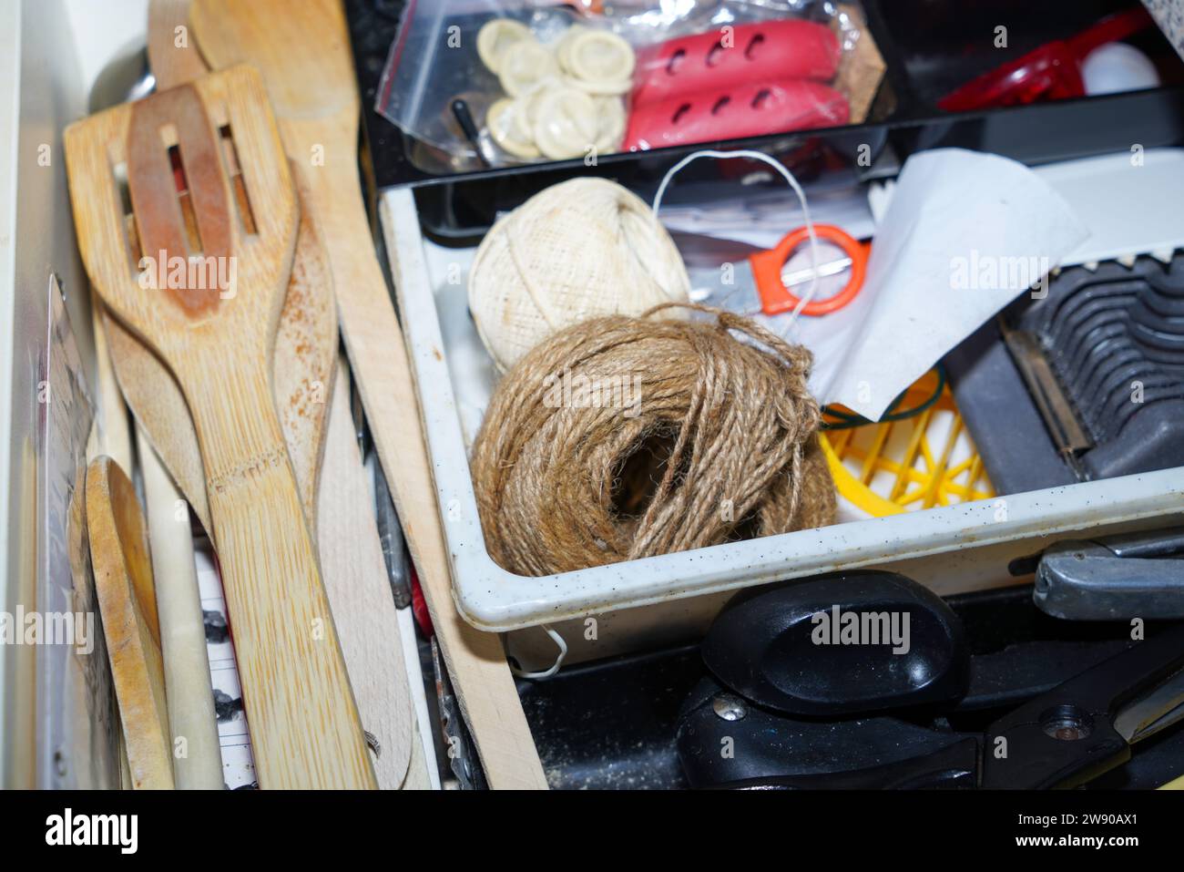 Useful parts hi-res stock photography and images - Alamy