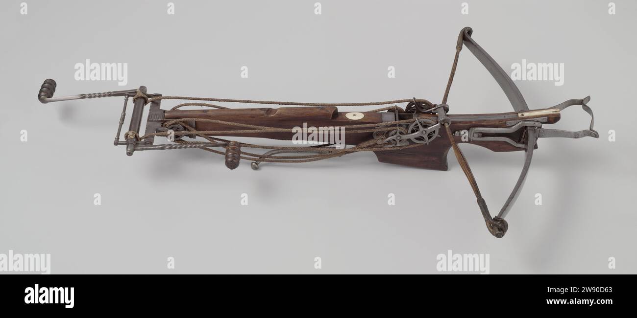 English crossbow hi-res stock photography and images - Alamy