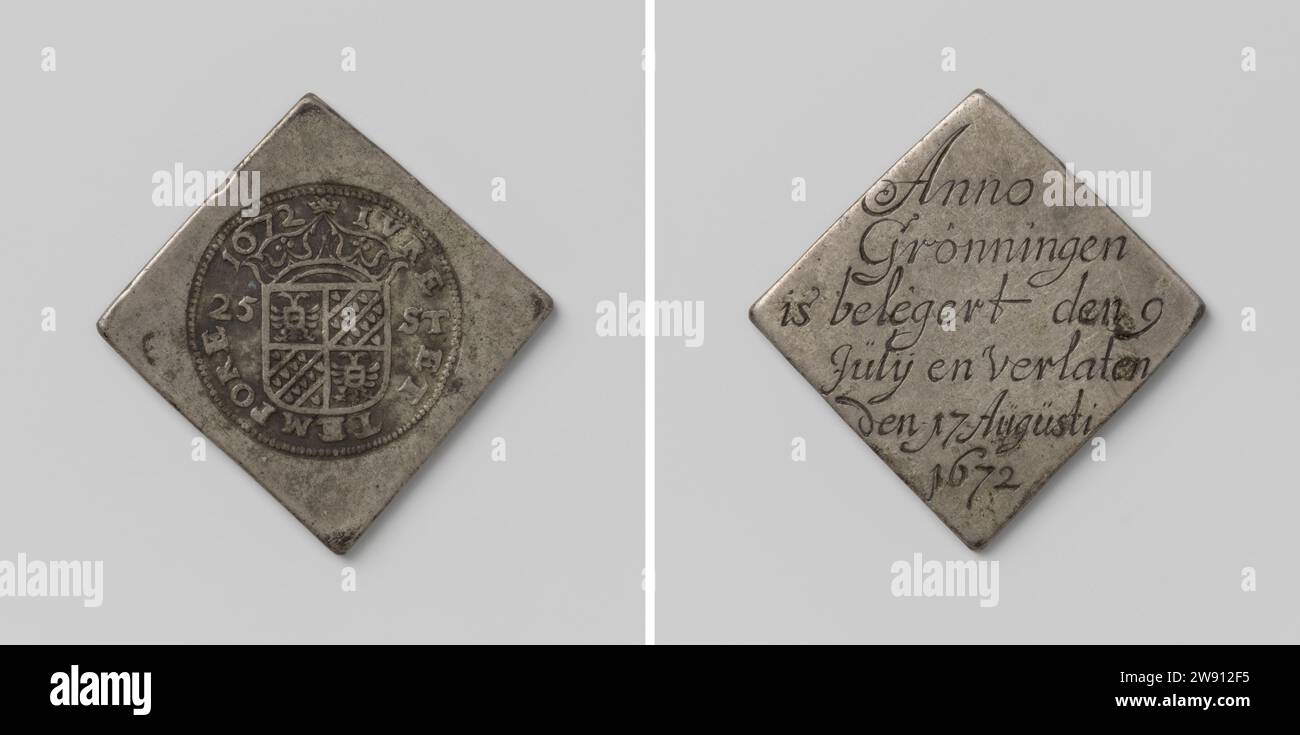 Half Daalder, emergency coin from Groningen, beaten during the siege, Anonymous, 1672 coin. siege coin Diamond -shaped silver emergency coin of 25 pennies with rounded corners. Front: Crowned coat of arms between value indication within the change. Reverse: inscription "Anno Groningen is besieged on 9 July and abandoned August 17 1672 Groningen silver (metal) striking (metalworking) / engraving  Groningen Stock Photo