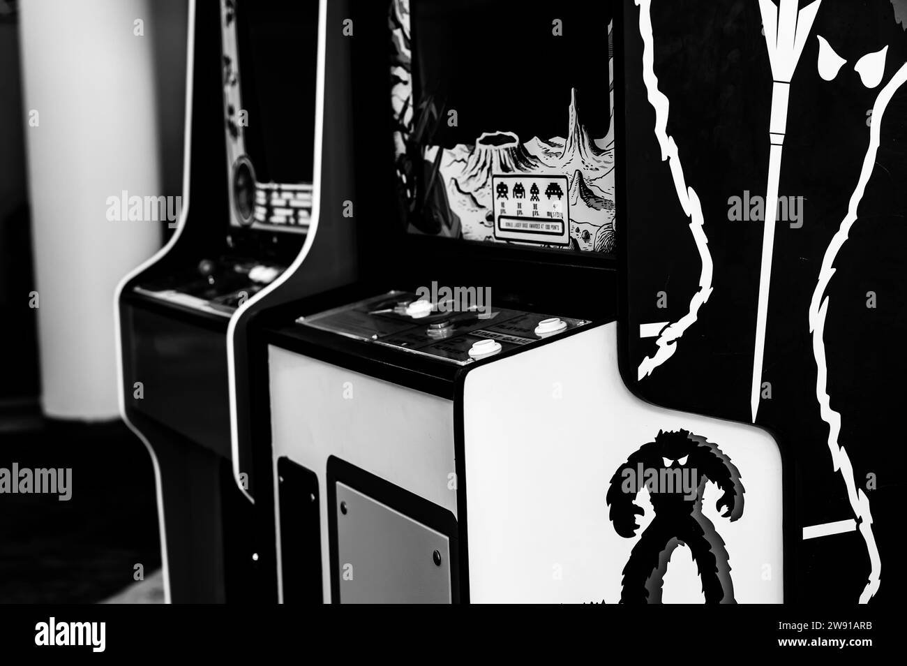 Old nintendo console Black and White Stock Photos & Images Alamy