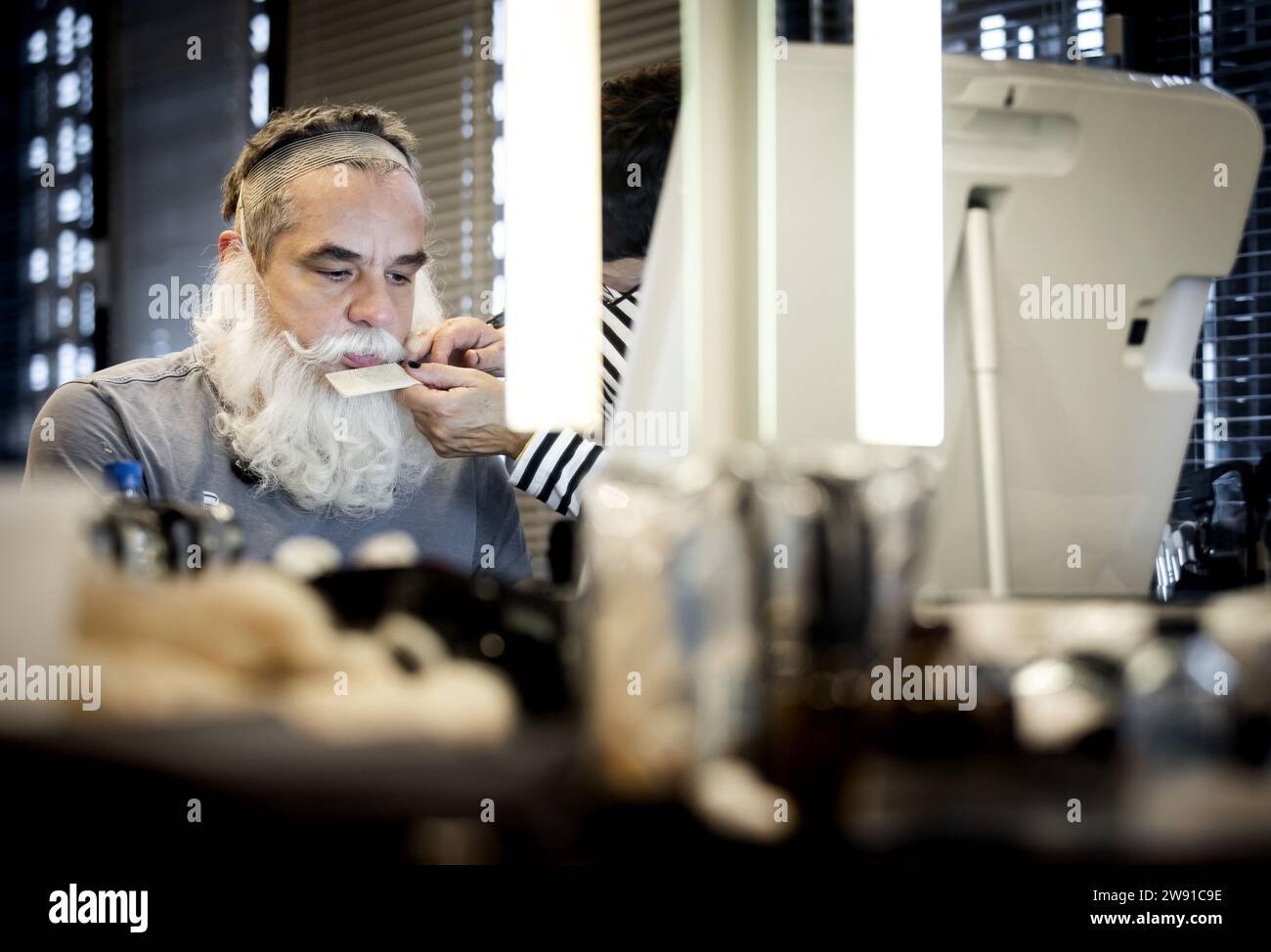 Amsterdam, Netherlands. 23rd Dec 2023. AMSTERDAM - Frank Lammers is getting ready for the Christmas show Santa Claus is coming to Town in the Ziggo Dome. The actor takes on the role of Santa Claus for the show. ANP KOEN VAN WEEL netherlands out - belgium out Credit: ANP/Alamy Live News Credit: ANP/Alamy Live News Stock Photo