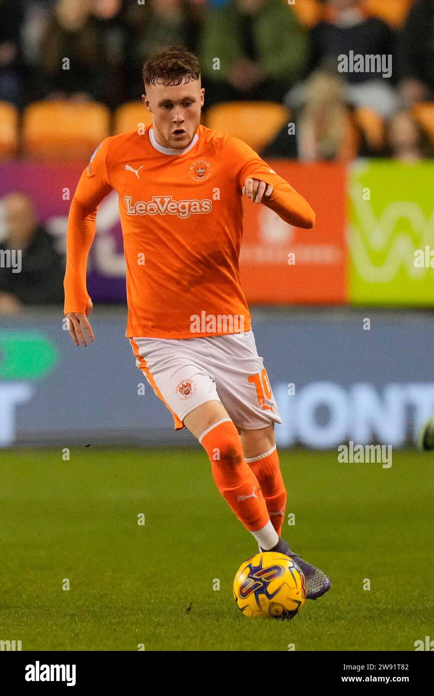 Sonny Carey #10 of Blackpool during the Sky Bet League 1 match ...