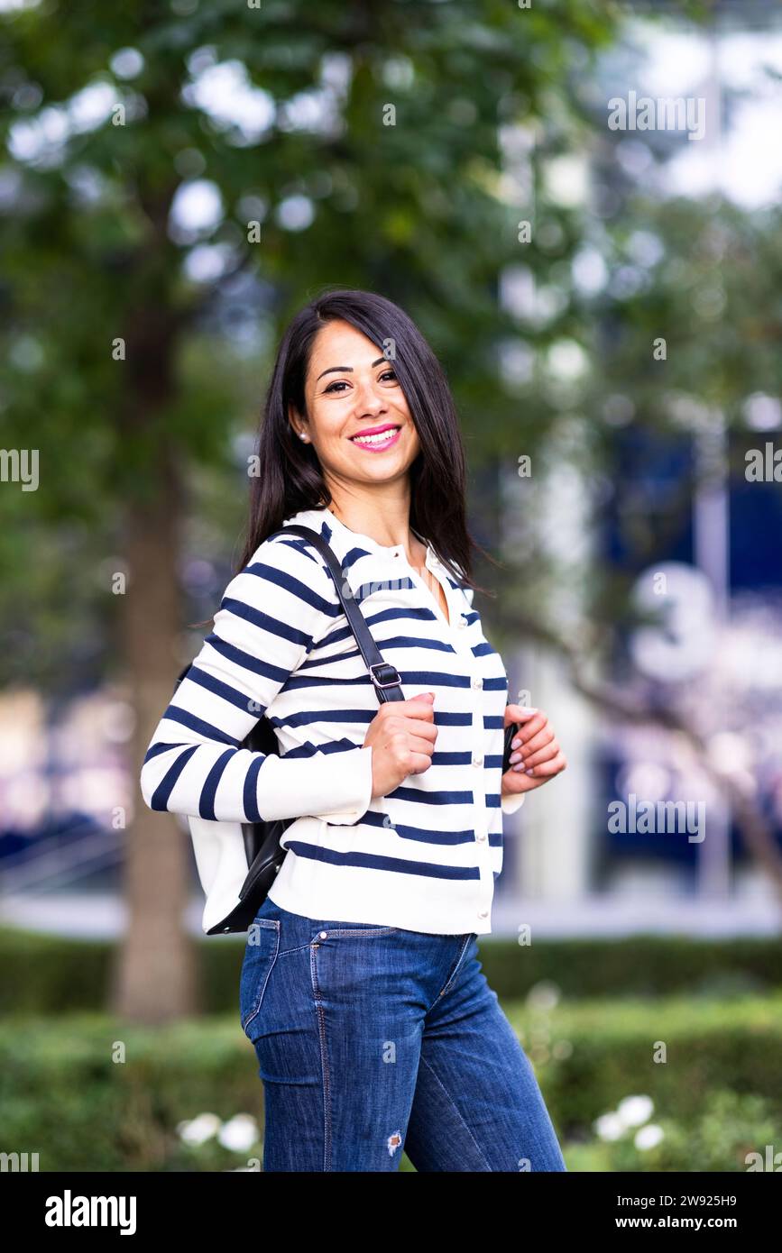 Woman happy park london hi-res stock photography and images - Alamy