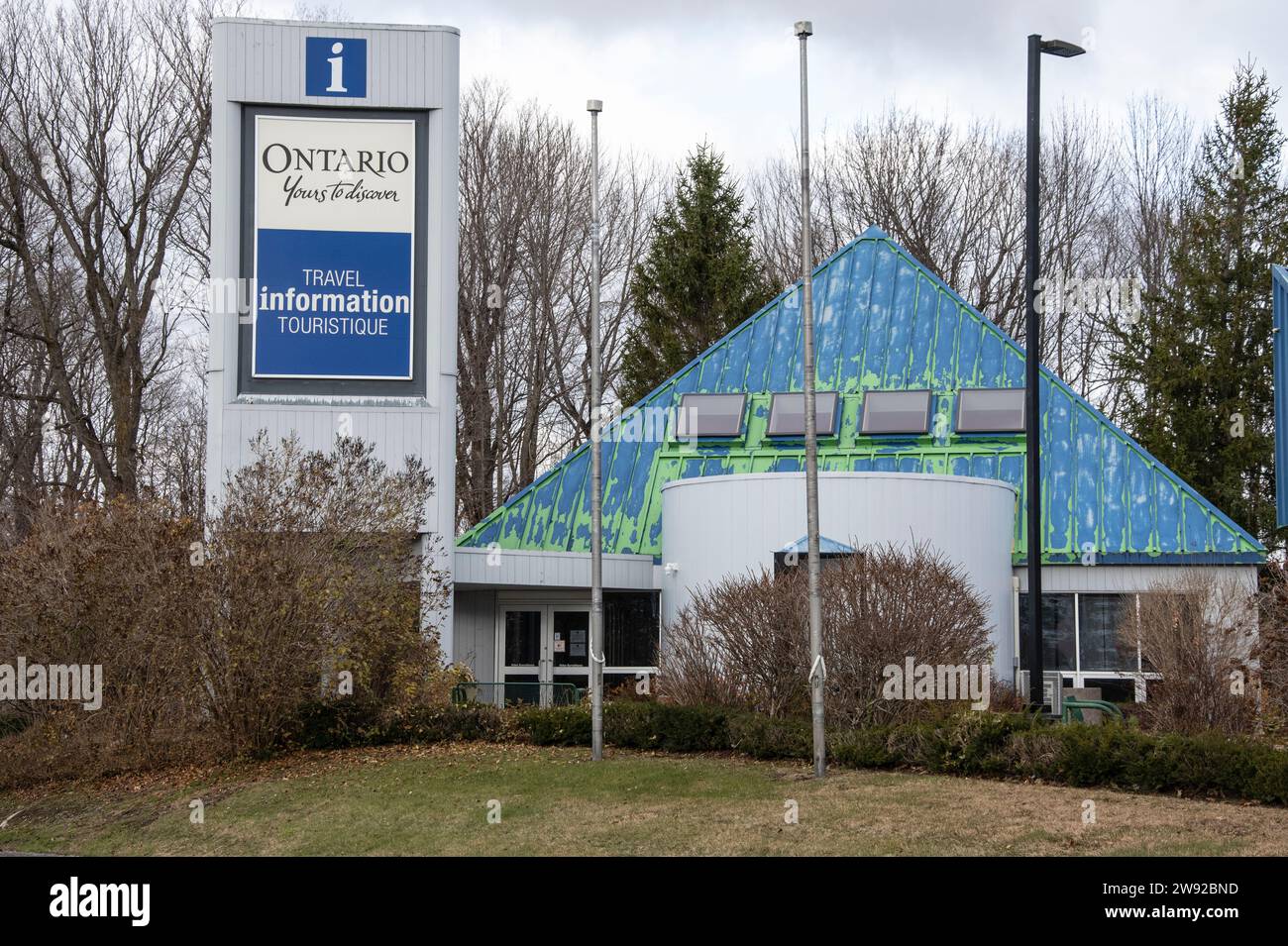 Dilapidated Ontario Tourist Information Centre in Hawkesbury, Ontario, Canada Stock Photo