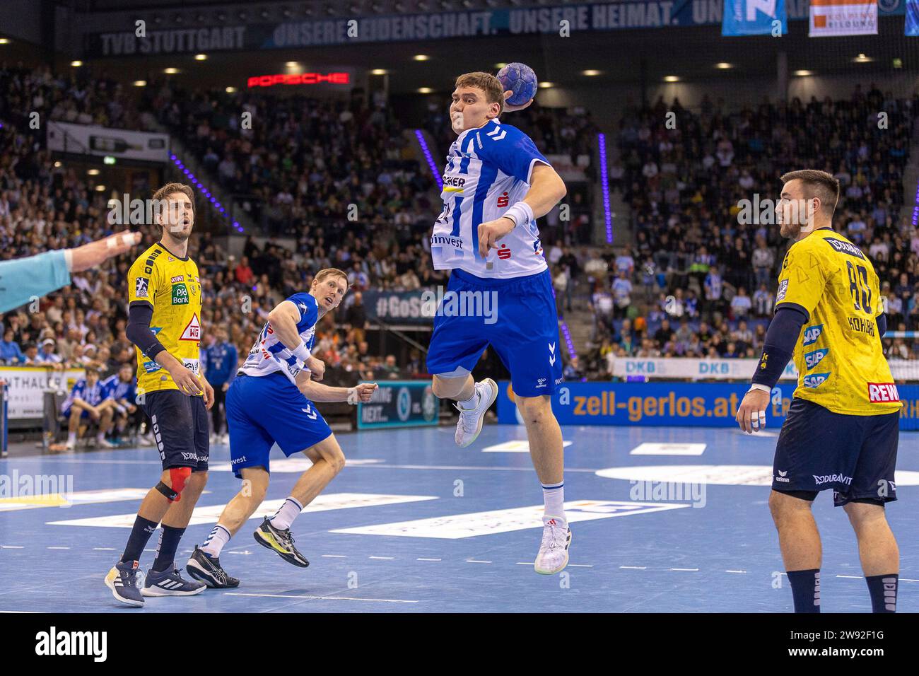 Lukas Laube Tvb Stuttgart 24 Erzielt Ein Tor Ger Tvb Stuttgart Vs Rhein Neckar Loewen 