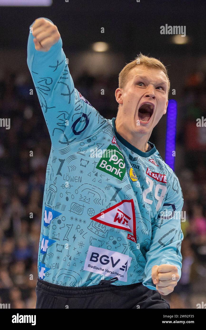 David Spaeth (RheinNeckarLoewen, 29) jubelt/freut sich, positive