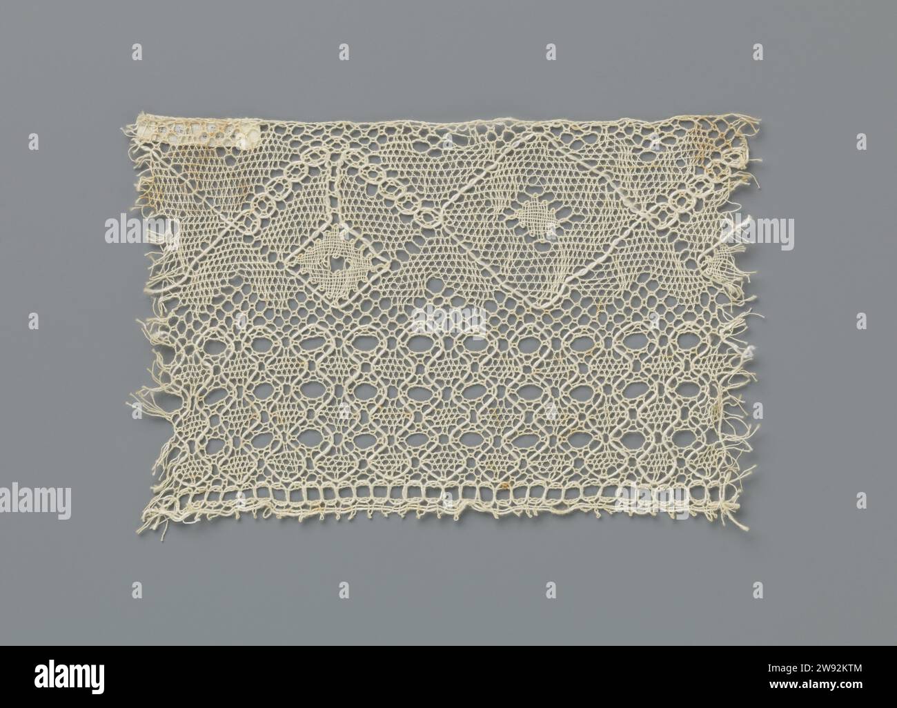 Cotton Lace Trim 2.7cm, White With Ribbon per metre - Fabric Guild