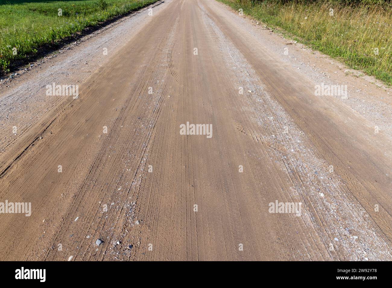 Mud hole on muddy road hi res stock photography and images Alamy