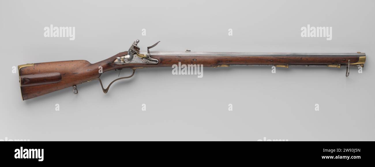 Flintlock 18th century Cut Out Stock Images & Pictures - Alamy