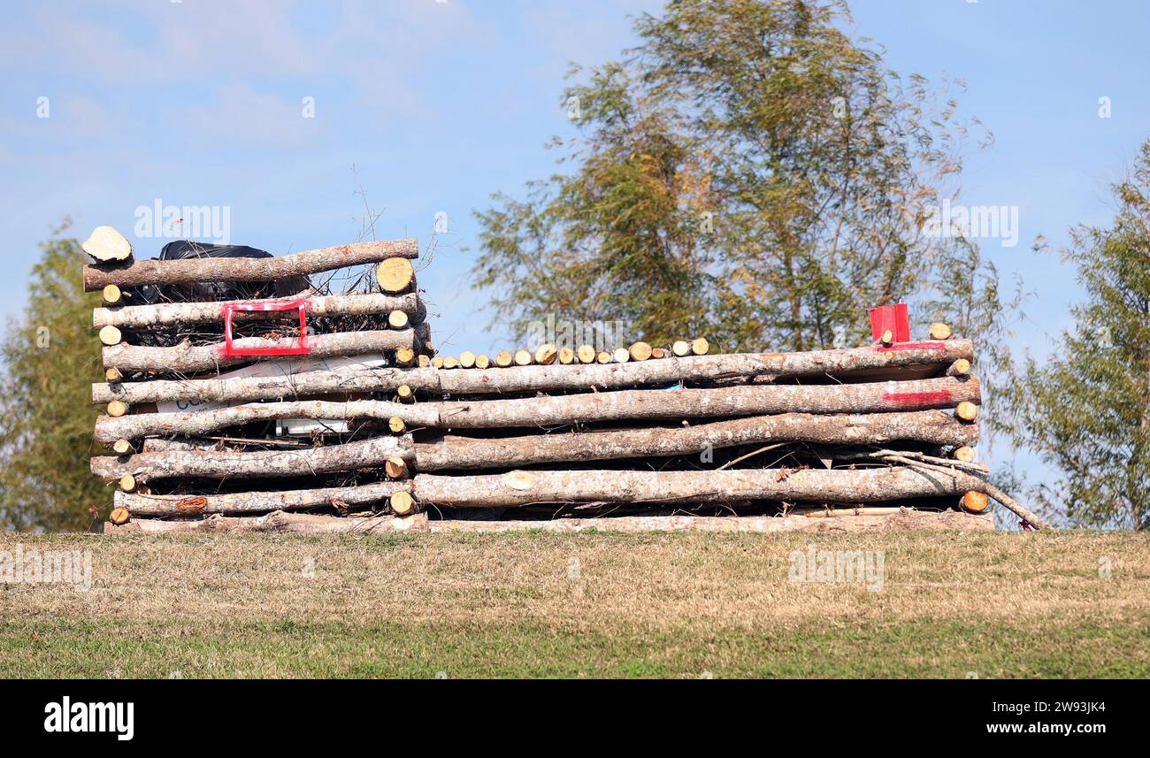 Reserve, USA. 23rd Dec, 2023. A bonfire built like a locomotive is on display at the River Road in Edgard, Louisiana on Saturday, December 23, 2023. (Photo by Peter G. Forest/Sipa USA) Credit: Sipa USA/Alamy Live News Stock Photo