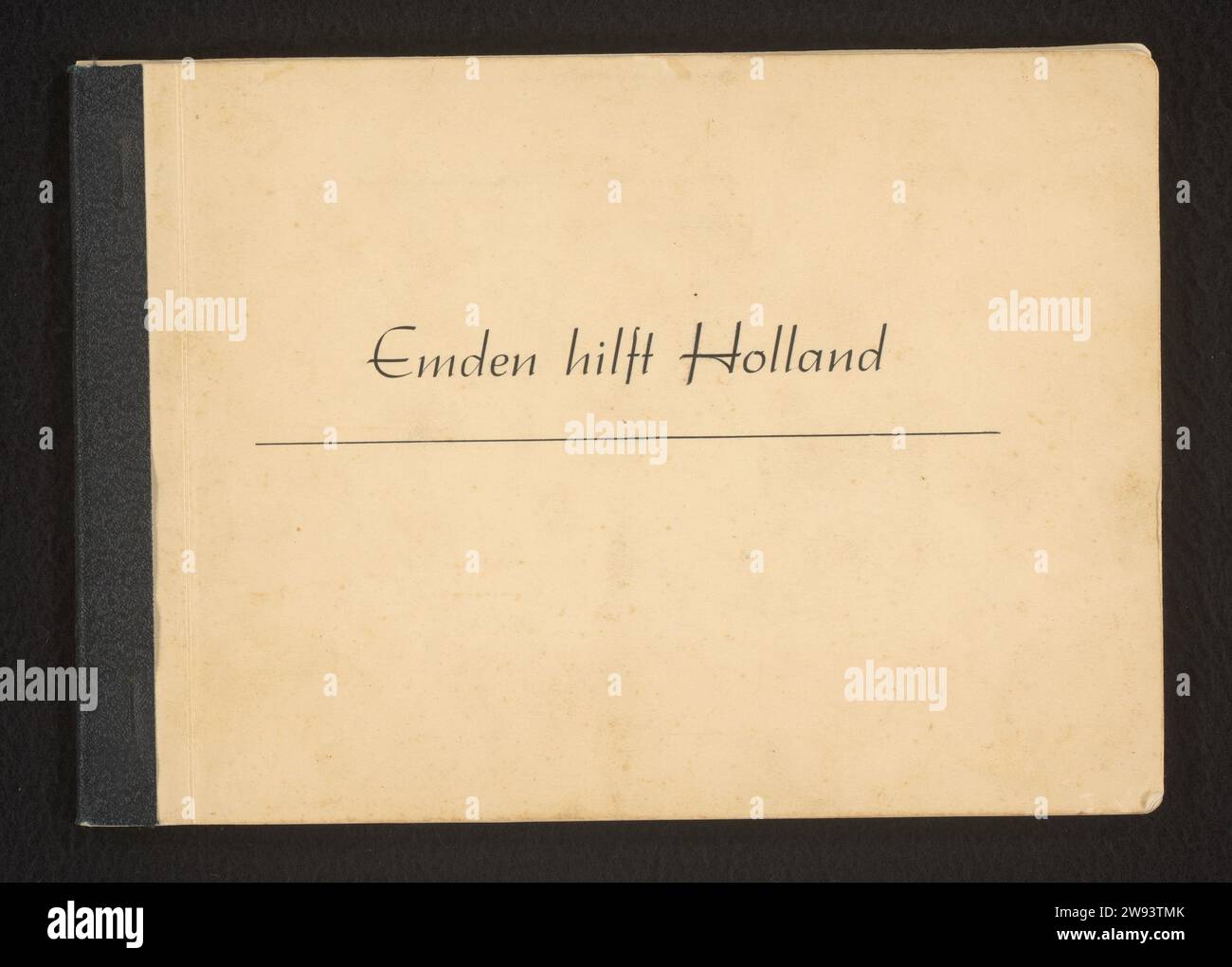 Emden helps Holland, 1953  Photo album entitled 'Emden Hilft Holland', with photos of the construction of 38 boats as an emergency aid for the Netherlands affected by the flood of 1953. The title page says' Nordsewerke Emden Gmbh Bauen 38 Hilfsboote für die Hochwasserkatastrophe in Holland. February 1953 '. The book contains a title page and 12 pages with 17 photos. The photos show the manufacture and transport of the metal sloops. Emden paper. photographic support gelatin silver print  Emden. Netherlands Stock Photo