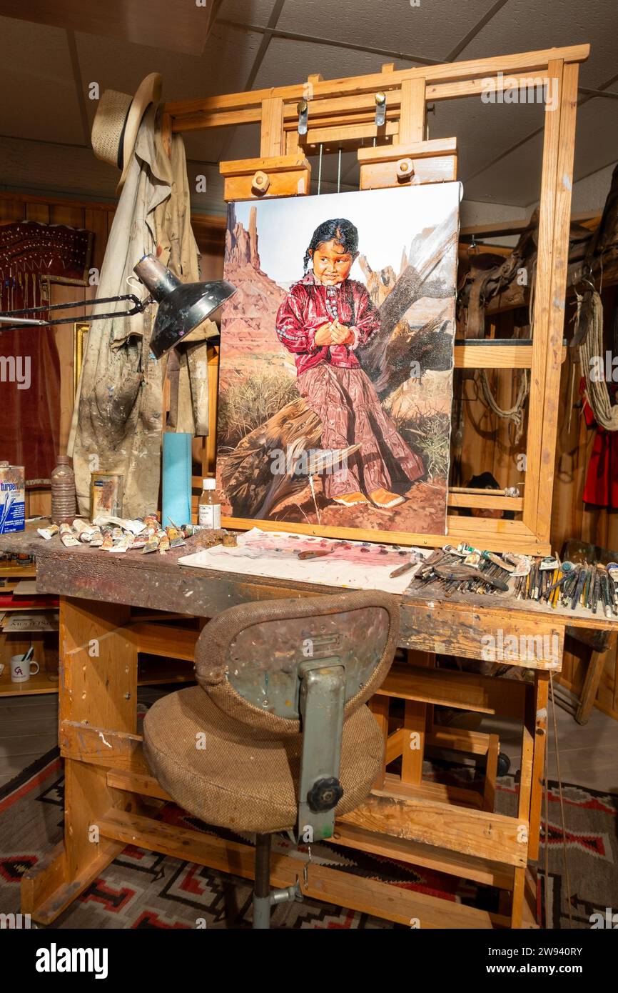 Famous Artist Ray Swanson Studio Replica and Colourful Navajo Child Painting Portrait.  Phippen Museum Native Indian American Art Prescott Arizona USA Stock Photo